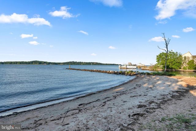 934 SHORE ACRES RD, Arnold, MD 21012