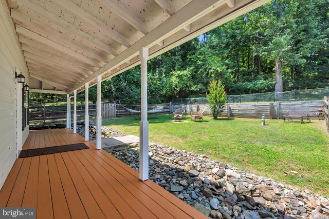 934 SHORE ACRES RD, Arnold, MD 21012