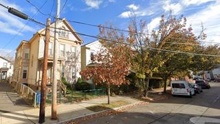 17 Pearl Street 3rd fl, New Haven, CT 06511