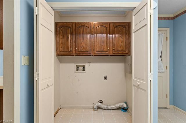 7 Twin Acres Drive, Lexington, NC 27292