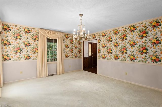7 Twin Acres Drive, Lexington, NC 27292