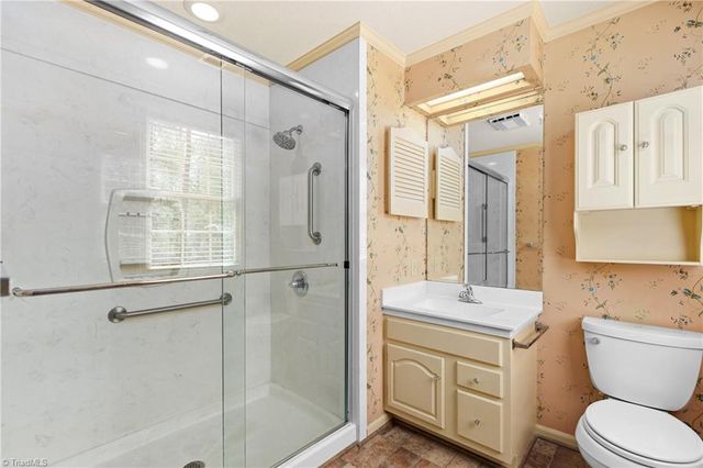 7 Twin Acres Drive, Lexington, NC 27292