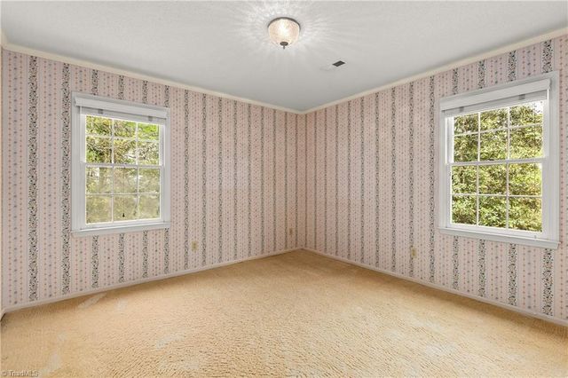 7 Twin Acres Drive, Lexington, NC 27292
