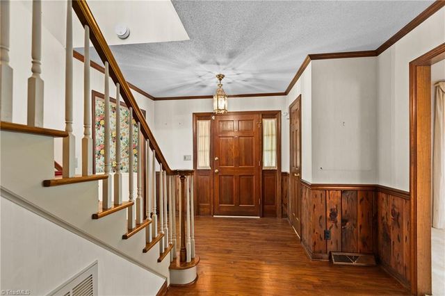 7 Twin Acres Drive, Lexington, NC 27292