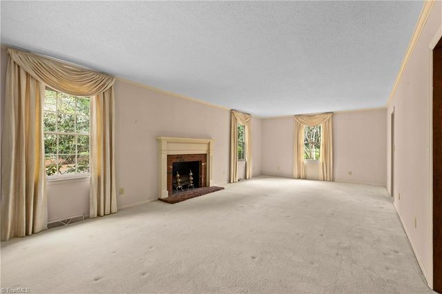 7 Twin Acres Drive, Lexington, NC 27292