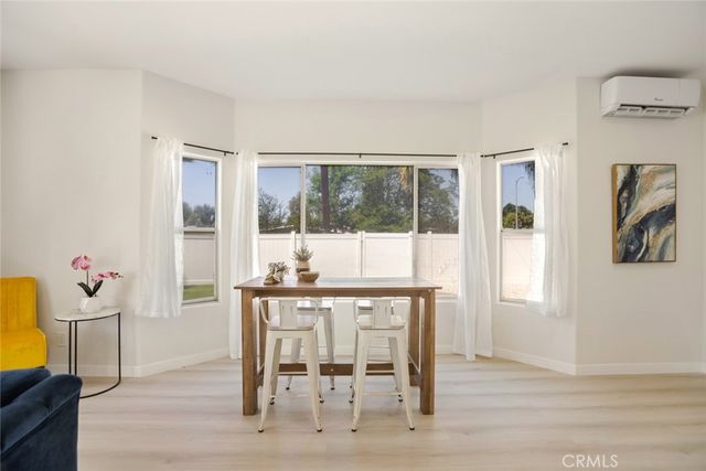 7904 Tampa, Reseda, CA 91335