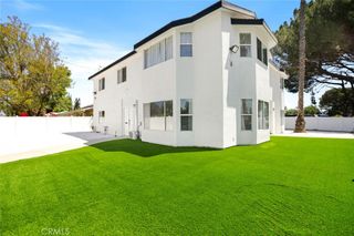 7904 Tampa, Reseda, CA 91335