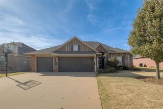 1201 N Vicksburg Terrace, Mustang, OK 73064