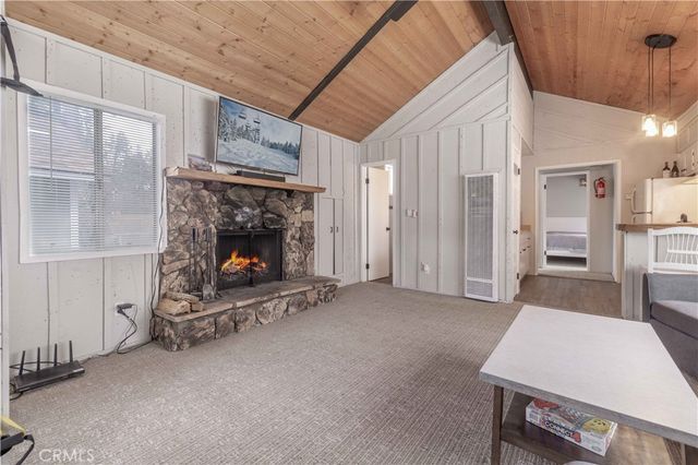 785 Vista Avenue, Sugarloaf, CA 92386