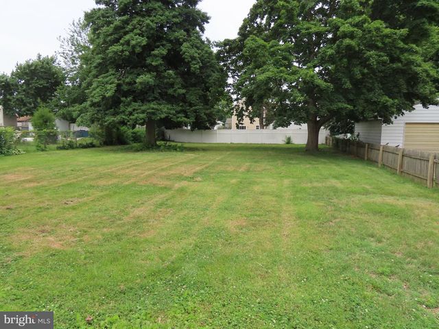 207 BALDT AVE, New Castle, DE 19720