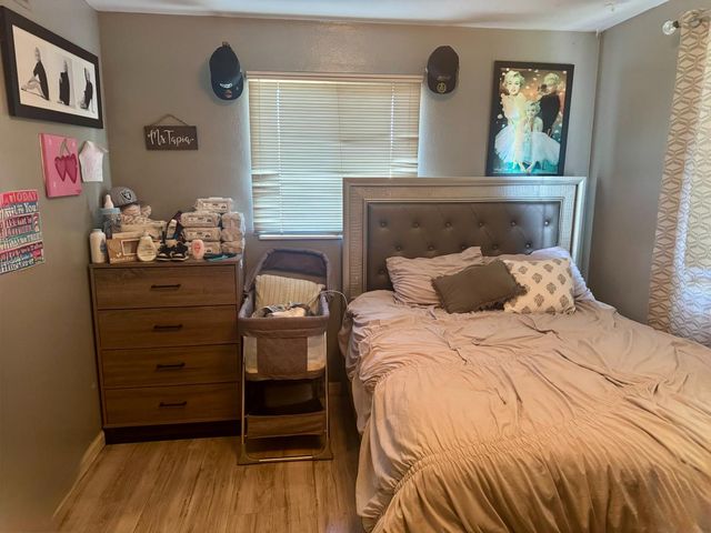 1621 E Regal St, Stockton, CA 95205