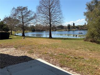 910 LAKE DESTINY ROAD B, Altamonte Springs, FL 32714