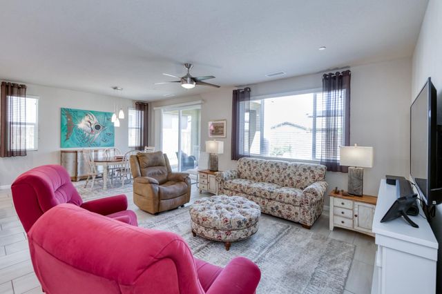 979 Spring Street W, Madera, CA 93636