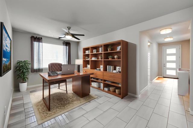 979 Spring Street W, Madera, CA 93636