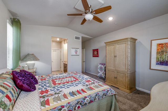 979 Spring Street W, Madera, CA 93636