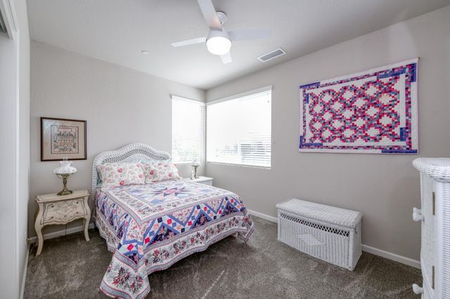 979 Spring Street W, Madera, CA 93636