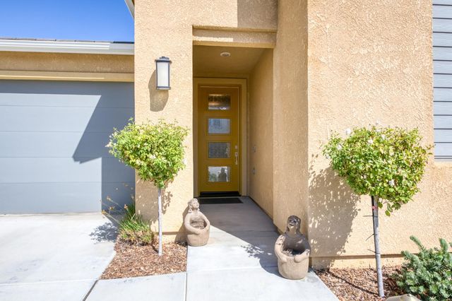 979 Spring Street W, Madera, CA 93636