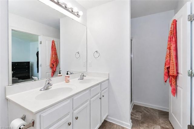 135 Mossy Pond Road, Statesville, NC 28677