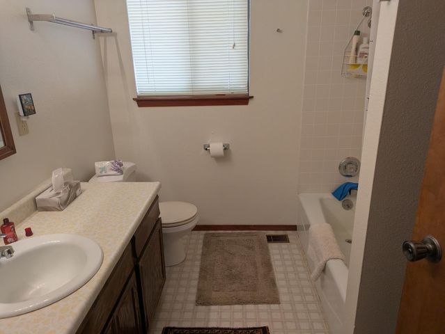 14365 N Bloomfield Rd, Nevada City, CA 95959