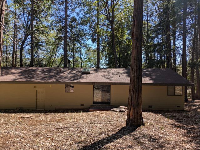 14365 N Bloomfield Rd, Nevada City, CA 95959