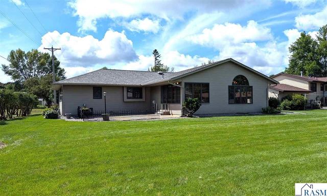 312 Maywood Avenue, Eagle Lake, MN 56024
