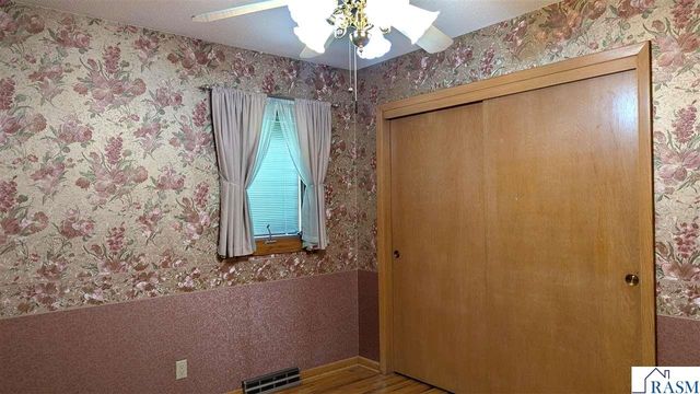 312 Maywood Avenue, Eagle Lake, MN 56024