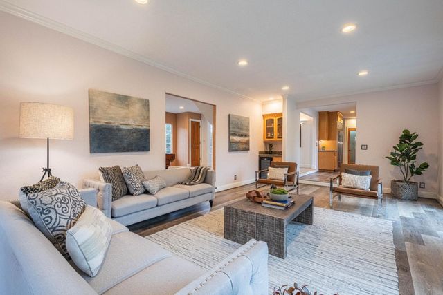 60 Brown Road, San Juan Bautista, CA 95045