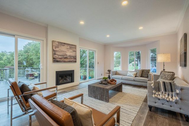 60 Brown Road, San Juan Bautista, CA 95045