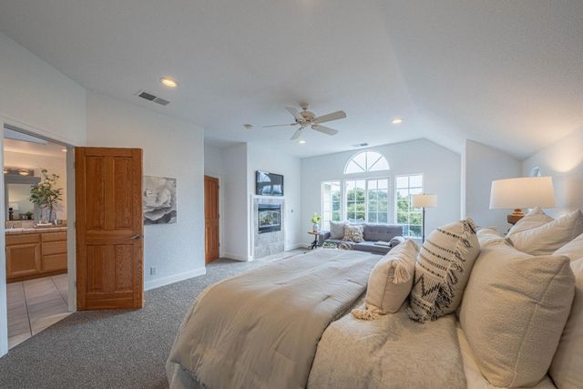 60 Brown Road, San Juan Bautista, CA 95045