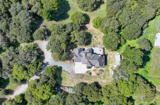 60 Brown Road, San Juan Bautista, CA 95045