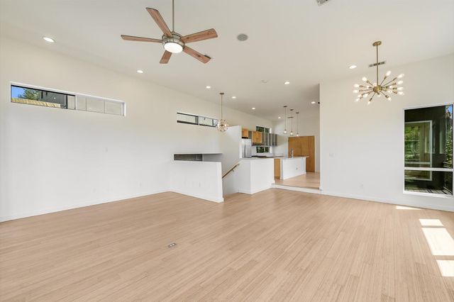 5308 Sendero Hills PKWY, Austin, TX 78724