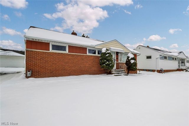 3323 Dellwood Drive, Parma, OH 44134