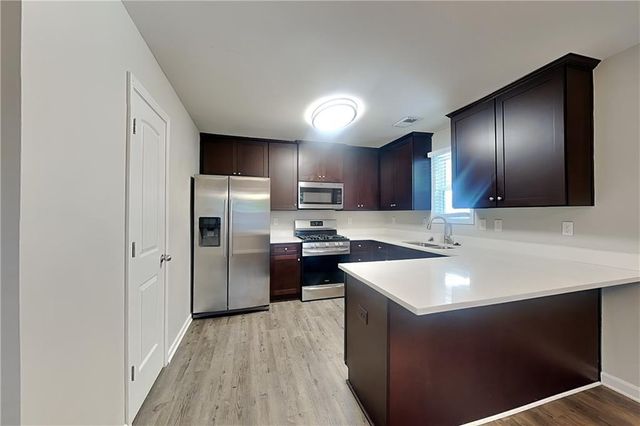 517 Arrowhead Drive, Dallas, GA 30132