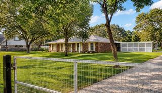 3935 Allen Road, Pearland, TX 77584