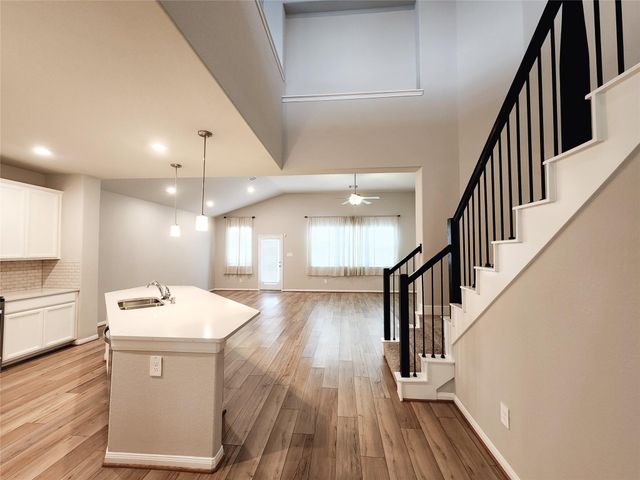 10714 Cliffs View Dr Drive, Rosharon, TX 77583