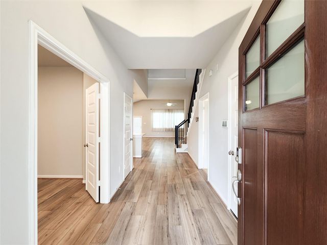 10714 Cliffs View Dr Drive, Rosharon, TX 77583