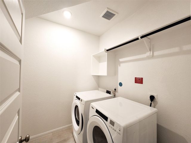 10714 Cliffs View Dr Drive, Rosharon, TX 77583