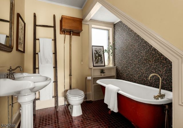 145 Mt Grove Rd, Lebanon Twp., NJ 07830