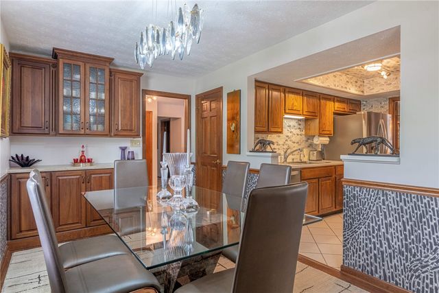 7821 Stanley Mill Drive, Centerville, OH 45459