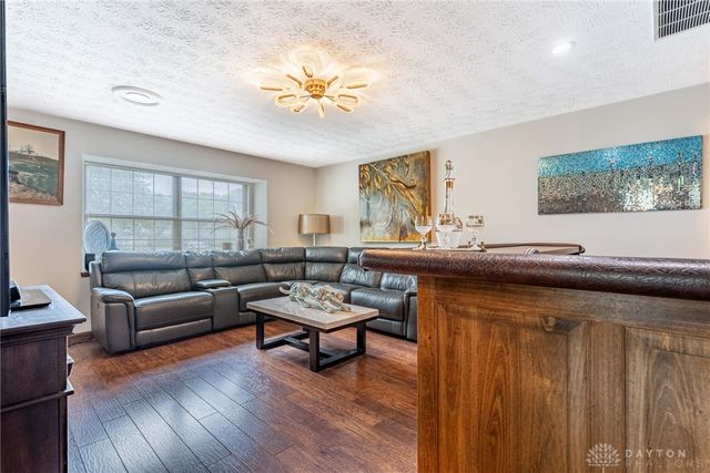 7821 Stanley Mill Drive, Centerville, OH 45459
