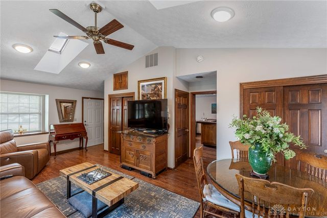 7821 Stanley Mill Drive, Centerville, OH 45459