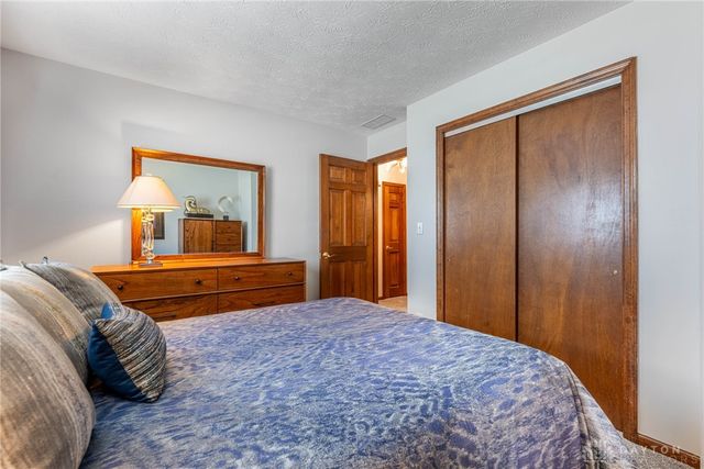 7821 Stanley Mill Drive, Centerville, OH 45459