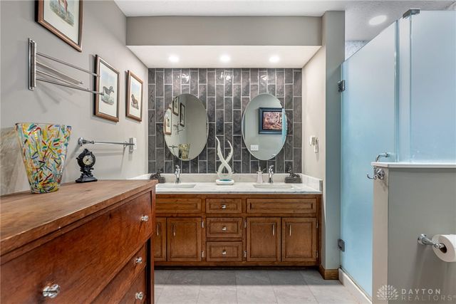 7821 Stanley Mill Drive, Centerville, OH 45459