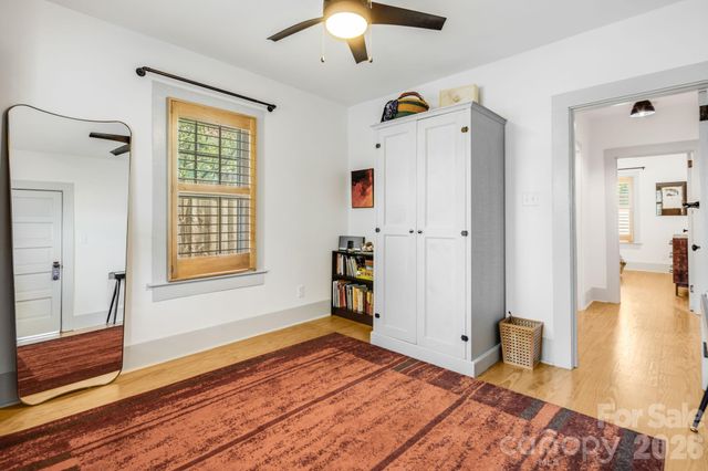 72 Woodlawn Avenue, Asheville, NC 28801
