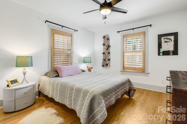 72 Woodlawn Avenue, Asheville, NC 28801
