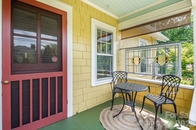 72 Woodlawn Avenue, Asheville, NC 28801