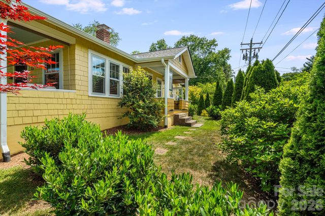72 Woodlawn Avenue, Asheville, NC 28801