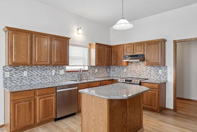 11432 E PINEMEADOW COURT, Wichita, KS 67206