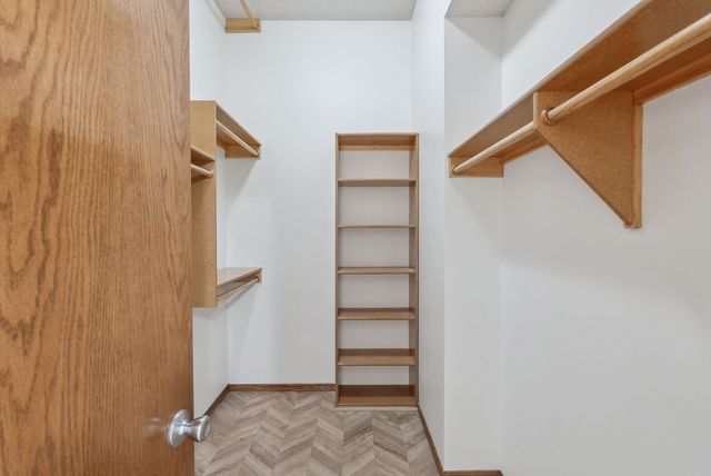 11432 E PINEMEADOW COURT, Wichita, KS 67206