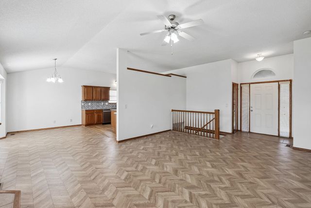 11432 E PINEMEADOW COURT, Wichita, KS 67206